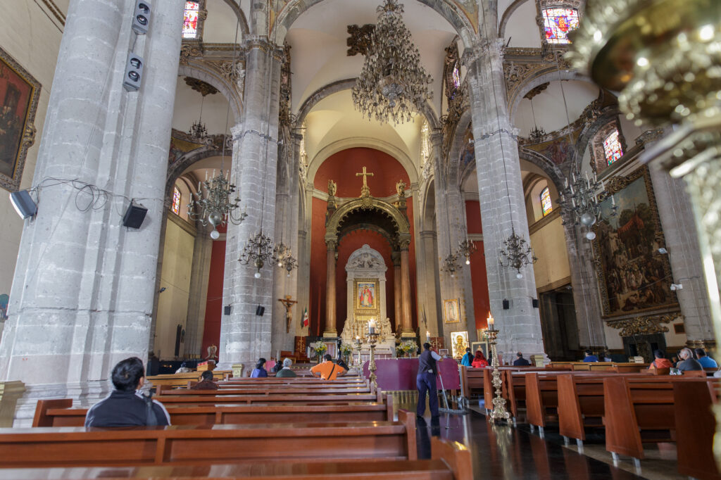 Inside Templo Expiatorio a Cristo Rey