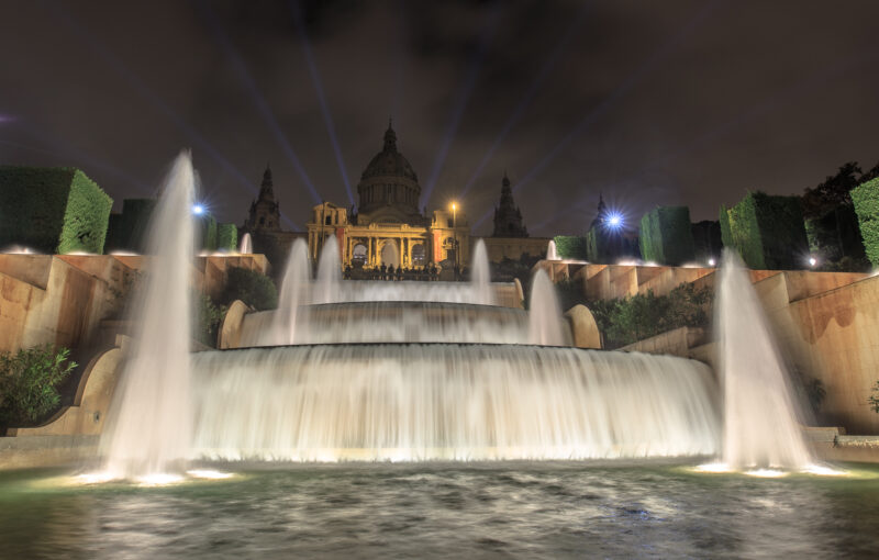 Waterfalls and fountains in front of Museu Nacional d'Art de Catalunya