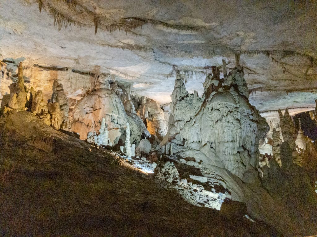 Cathedral Caverns State Park